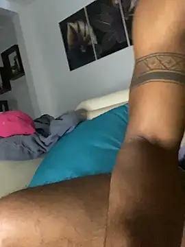 BabyJ2 online show from 03.07.25