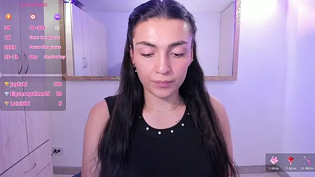 Snapshot of EricaVanderhill chatting on 02.03.26 EricaVanderhill online show from 02.03.26