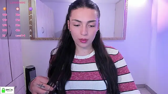 Snapshot of EricaVanderhill chatting on 03.02.26 EricaVanderhill online show from 03.02.26