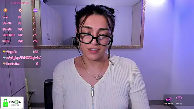 Snapshot of EricaVanderhill chatting on 05.15.26 EricaVanderhill online show from 05.15.26