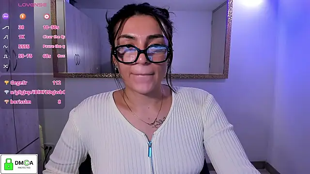 Snapshot of EricaVanderhill chatting on 05.16.26 EricaVanderhill online show from 05.16.26
