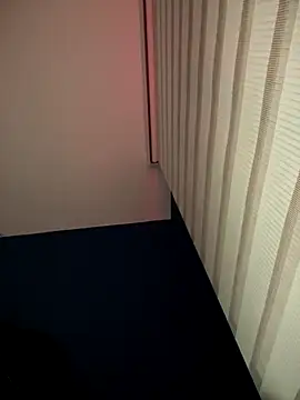 Roxxannne online show from 12.18.25