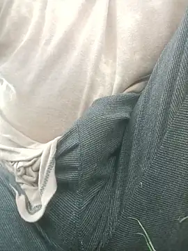 FinableKnee online show from 10.03.25