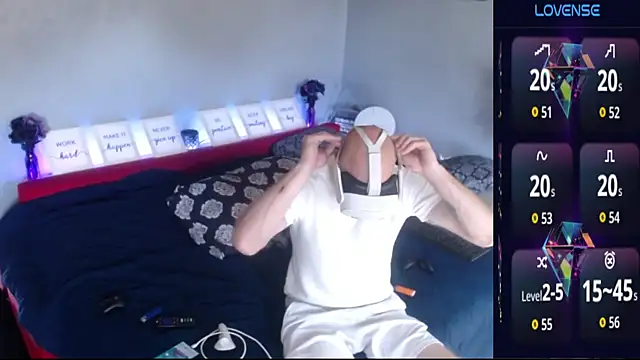 MaxRouger online show from 09.26.25