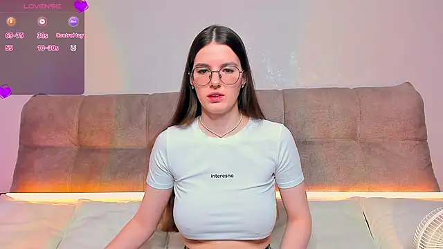 Snapshot of AriellaTesk chatting on 02.28.26 AriellaTesk online show from 02.28.26