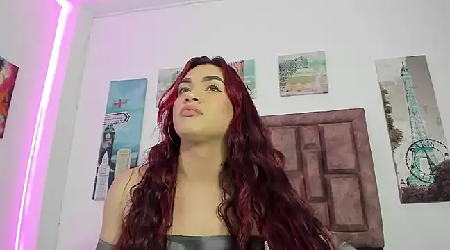 alexandra fire69x online show from 01.17.25