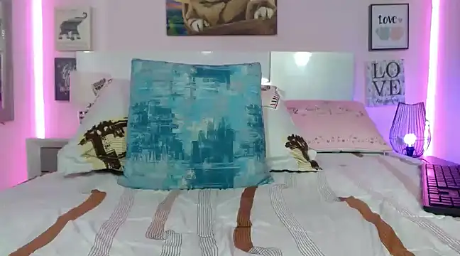 alexandra fire69x online show from 01.18.25