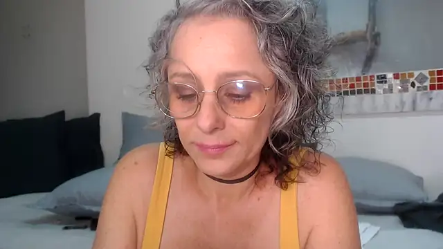 Snapshot of Pinkboobie chatting on 10.08.25 Pinkboobie online show from 10.08.25