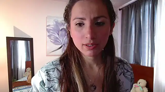 vanessabrown  online show from 02.01.25