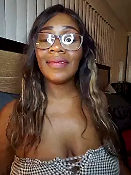 lollycoco online show from 11.28.25