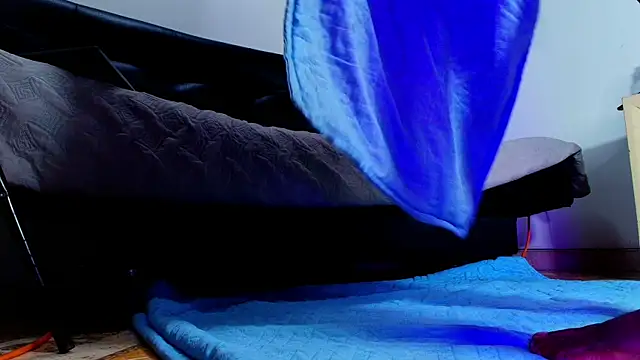 sofi decker online show from 10.20.25