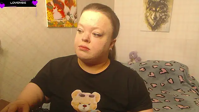 Janiffer MiMi online show from 10.19.25