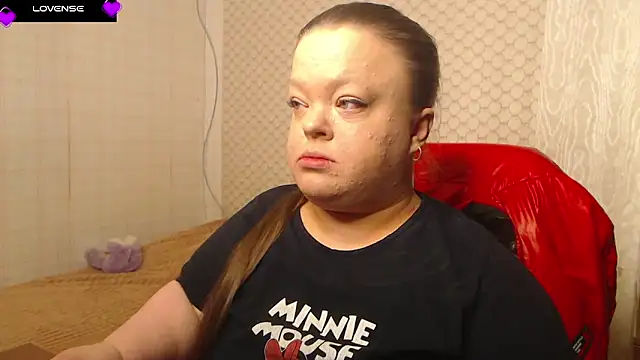 Janiffer MiMi online show from 12.04.25