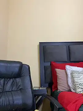 Snapshot of BADFATASS85 chatting on 10.12.25 BADFATASS85 online show from 10.12.25