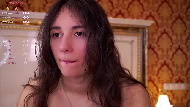 Holla Molly online show from 02.14.25