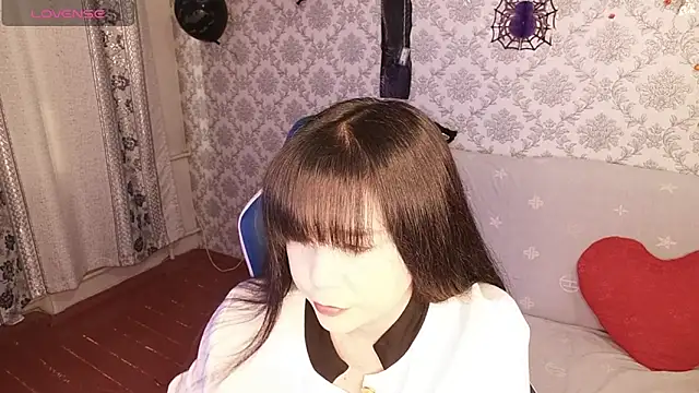 MissValday online show from 10.31.25