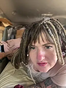 1-800-FUCKYOU online show from 09.12.25