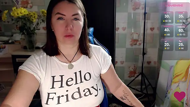 Snapshot of Korolek12 chatting on 10.10.25 Korolek12 online show from 10.10.25