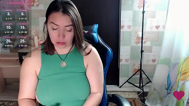 Snapshot of Korolek12 chatting on 10.22.25 Korolek12 online show from 10.22.25