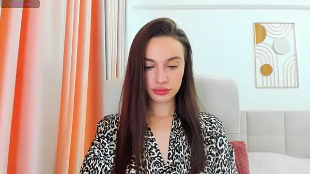 Sunshine Eva online show from 10.18.25