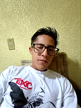 KevinCrz online show from 10.18.25