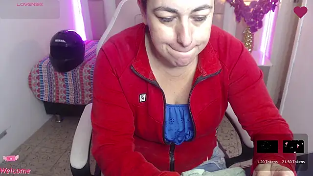 Barbiegomez online show from 12.13.24