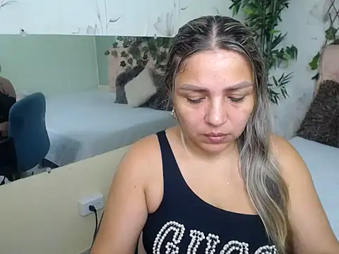 cum bigass online show from 04.21.26