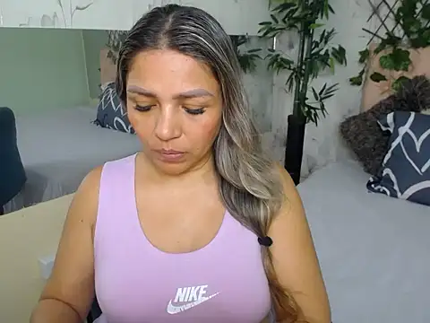 Snapshot of cum_bigass chatting on 05.16.26 cum bigass online show from 05.16.26