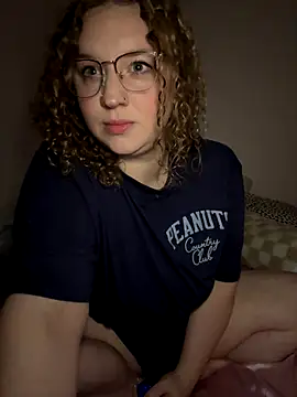 Snapshot of EmmieRae chatting on 10.02.25 EmmieRae online show from 10.02.25