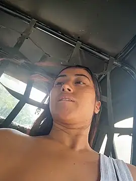 Snapshot of Valentinne_z chatting on 02.07.26 Valentinne z online show from 02.07.26