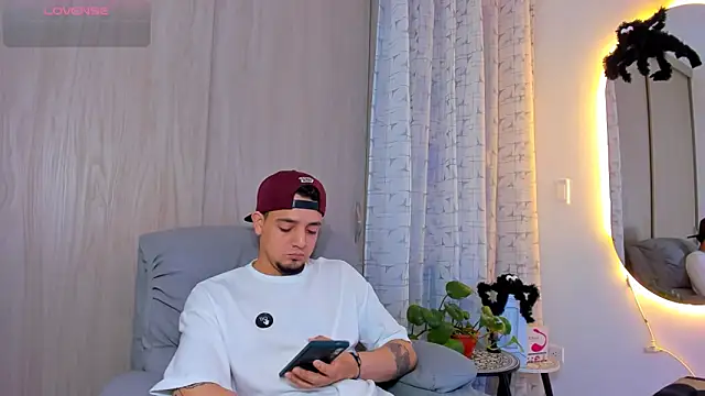 alejandro calderon1 online show from 10.16.25