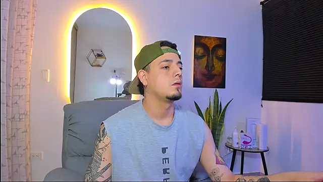 Snapshot of alejandro_calderon1 chatting on 01.19.26 alejandro calderon1 online show from 01.19.26