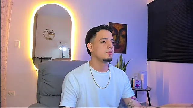 Snapshot of alejandro_calderon1 chatting on 02.09.26 alejandro calderon1 online show from 02.09.26