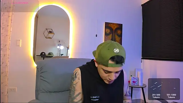 Snapshot of alejandro_calderon1 chatting on 02.20.26 alejandro calderon1 online show from 02.20.26