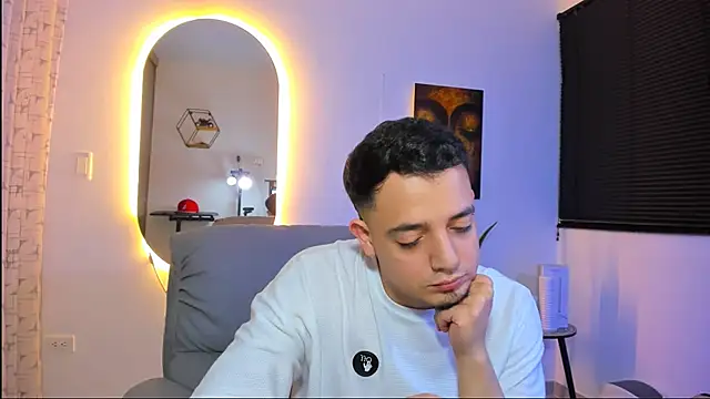 Snapshot of alejandro_calderon1 chatting on 03.02.26 alejandro calderon1 online show from 03.02.26