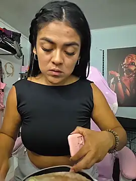 Hannah-grace online show from 10.16.25