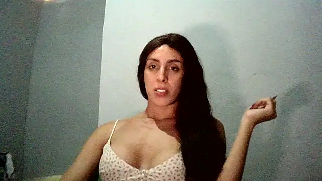 AlexiaDuucan online show from 01.24.25