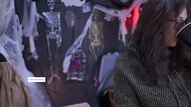 Snapshot of Kyomi_chang chatting on 10.06.25 Kyomi chang online show from 10.06.25