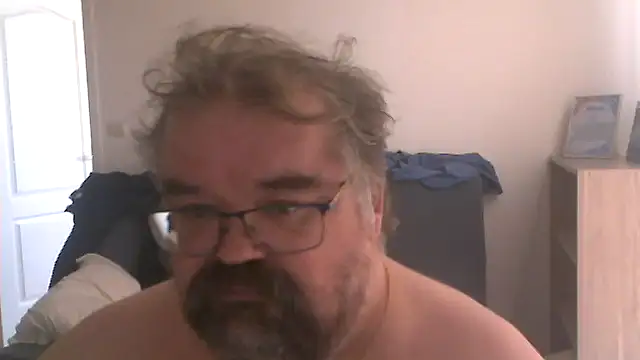 micke17340 online show from 10.01.25