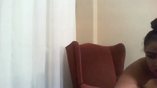 Snapshot of EROTICNAWTY2 chatting on 01.18.25 EROTICNAWTY2 online show from 01.18.25