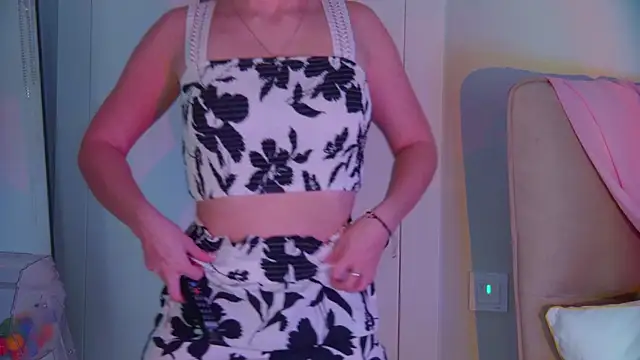 GentleRossi online show from 02.21.25