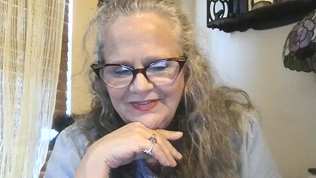 Snapshot of DestineeLoverGirl chatting on 11.11.25 DestineeLoverGirl online show from 11.11.25