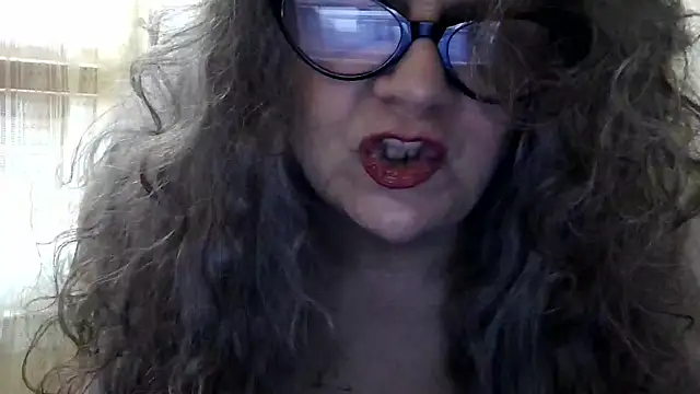 Snapshot of DestineeLoverGirl chatting on 11.19.25 DestineeLoverGirl online show from 11.19.25