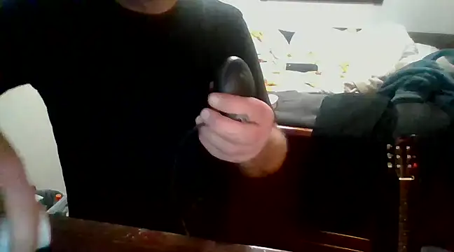 Snapshot of twotonetommyme chatting on 01.06.25 twotonetommyme online show from 01.06.25