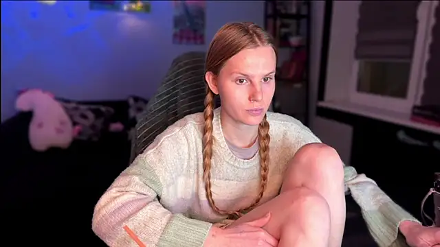 Chanel Gill online show from 12.21.25