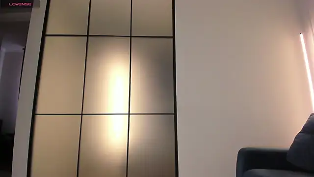 Snapshot of Lunaonekiss chatting on 10.17.25 Lunaonekiss online show from 10.17.25