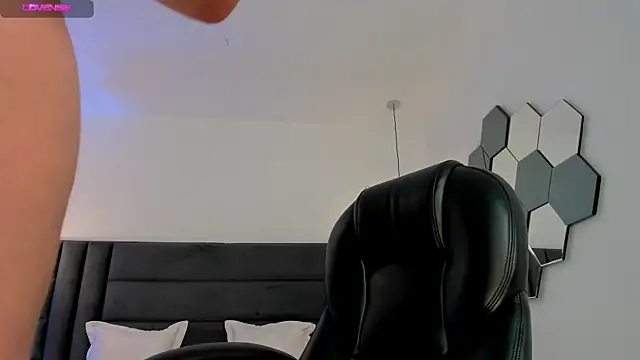 JennaOlsonX online show from 01.14.25
