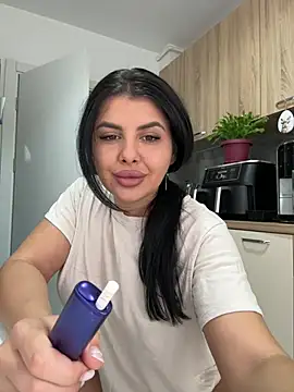 Snapshot of Scarlett-Dream chatting on 08.03.26 Scarlett-Dream online show from 08.03.26