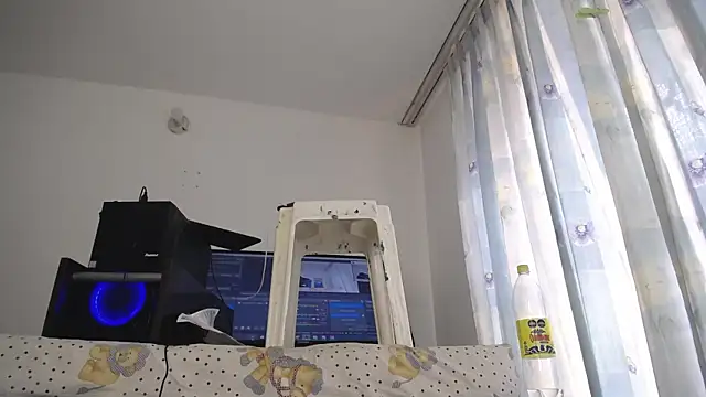 Snapshot of eolicasex chatting on 03.06.25 eolicasex online show from 03.06.25