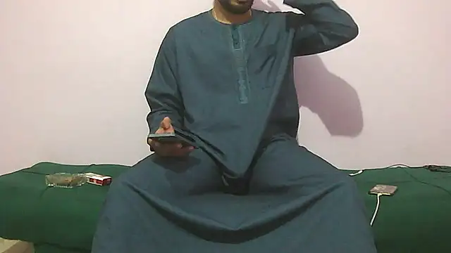 Snapshot of foxsanSs chatting on 09.29.25 foxsanSs online show from 09.29.25